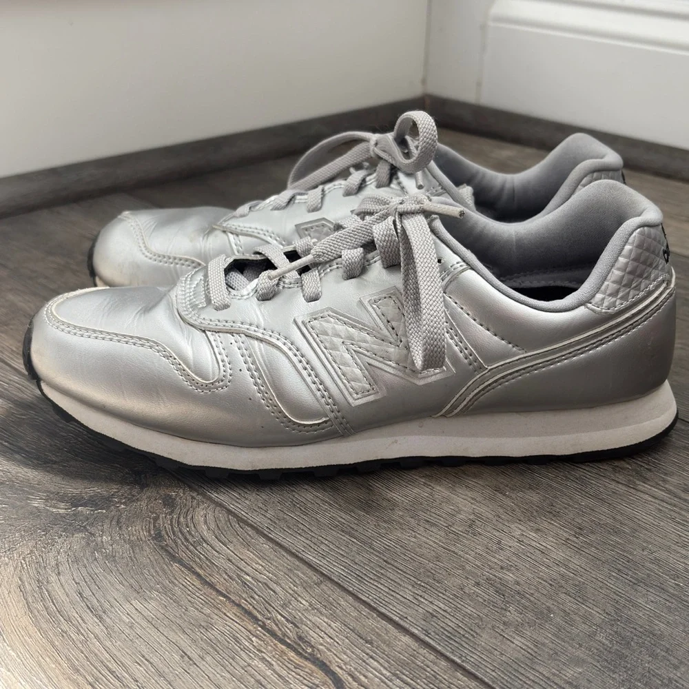 New Balance Women's 373v2 Trainers 8.5 - Picture 3 of 13